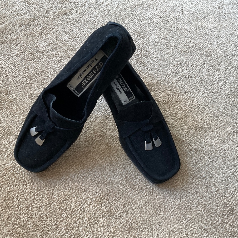 ANDRE ASSOUS suede shoes